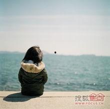 石家庄背影网红男子,街头传奇的瞬间